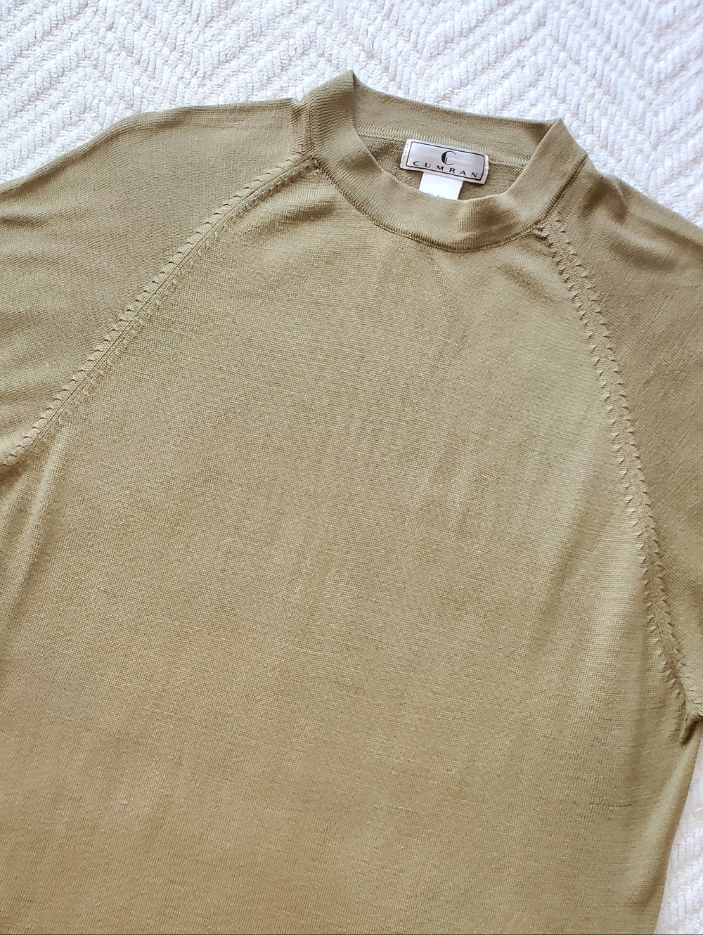 Vintage Cumran Men's 100% Silk Knit Tee T-shirt Olive Green